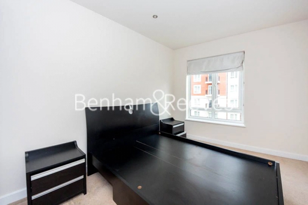 2 bedrooms apartments/flats for sale in Boulevard Drive, London - NW9 view 4