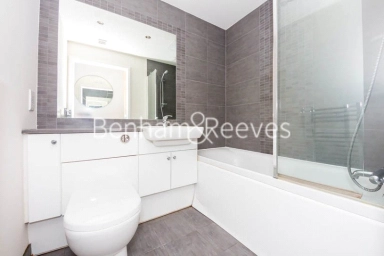 Boulevard Drive, London - NW9 view 5