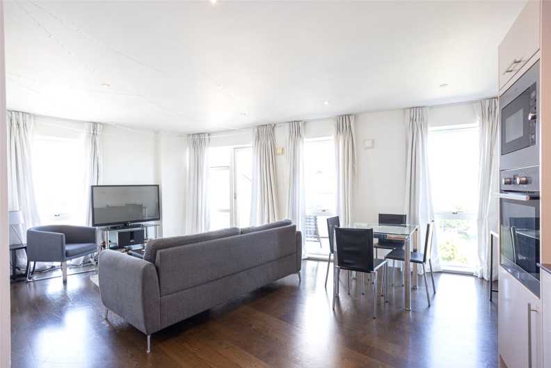 2 bedrooms apartments/flats to sale in Parker Building, Freda Street, Bermondsey-image 2
