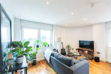 Holman Road, Battersea - SW11 view 8