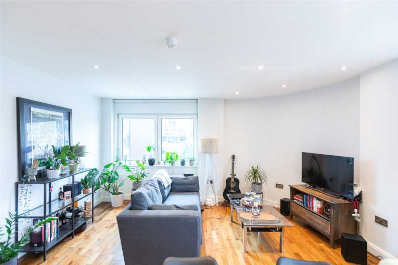 1 bedroom apartments/flats for sale in Holman Road, Battersea - SW11 view 2