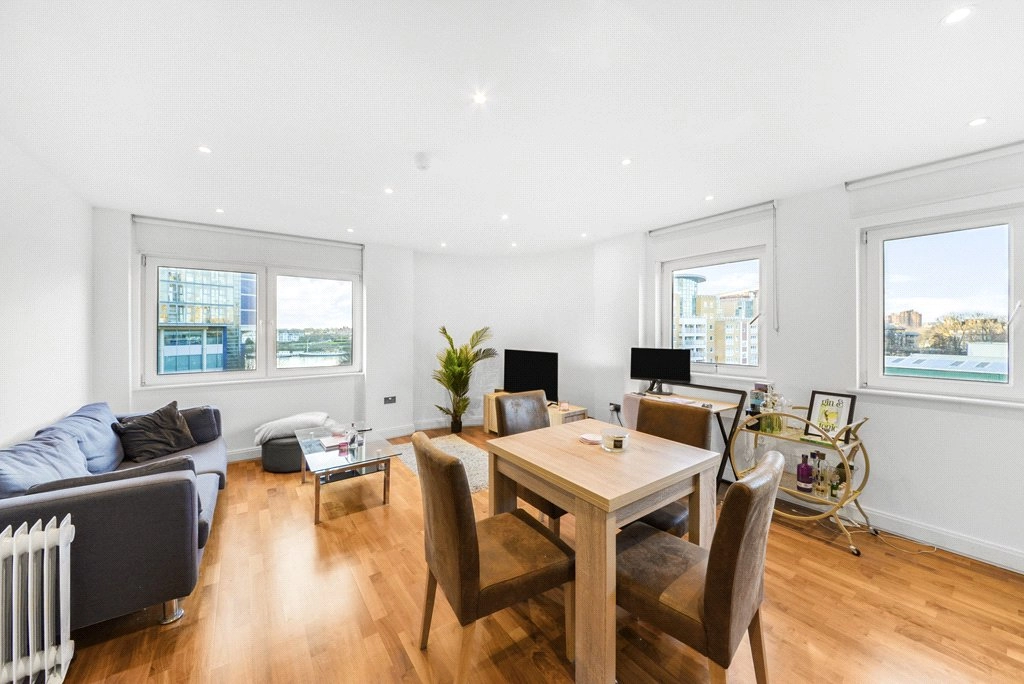 1 bedroom apartments/flats for sale in Holman Road, Battersea - SW11 view 3