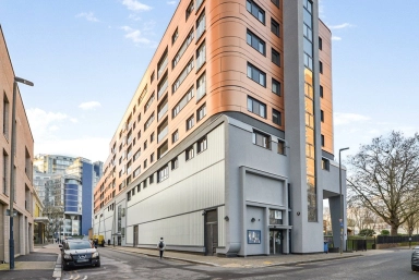 Holman Road, Battersea - SW11 view 1