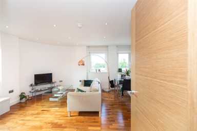 Holman Road, Battersea - SW11 view 10