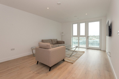 Beadon Road, Hammersmith - W6 view 2