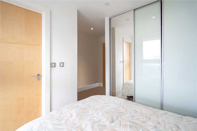 2 bedrooms apartments/flats to sale in Province Square, Blackwall-image 11