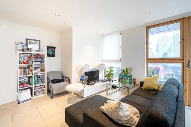 2 bedrooms apartments/flats to sale in Province Square, Blackwall-image 8