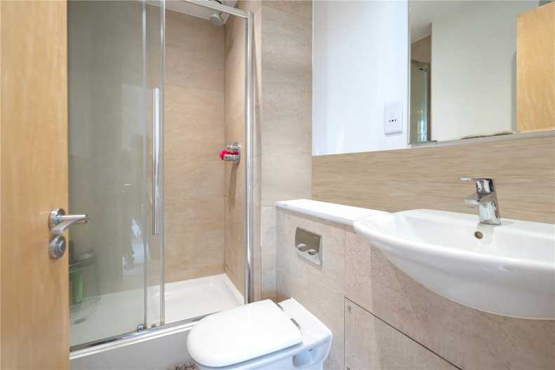2 bedrooms apartments/flats to sale in Province Square, Blackwall-image 7