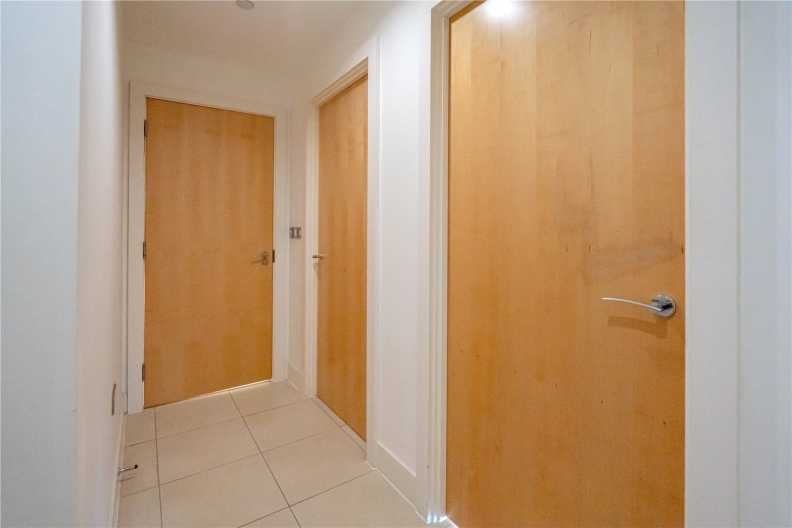2 bedrooms apartments/flats to sale in Province Square, Blackwall-image 11