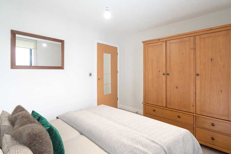 1 bedroom apartments/flats to sale in Charcot Road, Pulse, Colindale-image 8