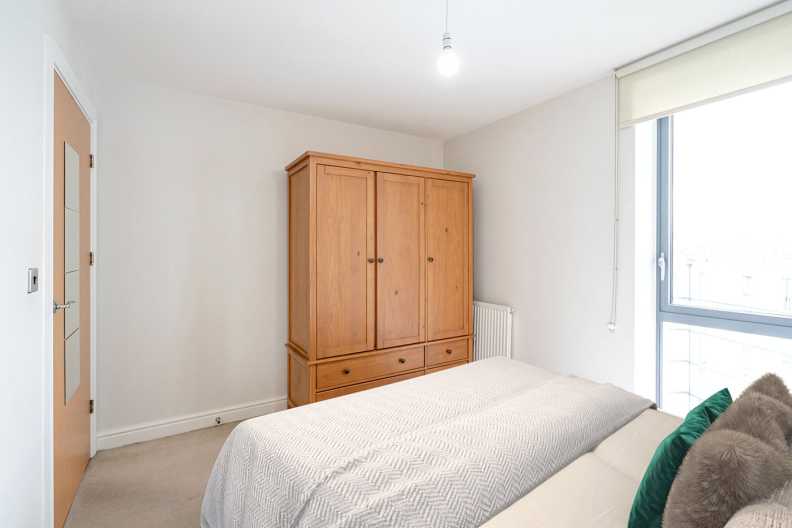 1 bedroom apartments/flats to sale in Charcot Road, Pulse, Colindale-image 9