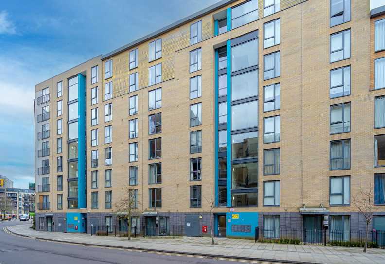 1 bedroom apartments/flats to sale in Charcot Road, Pulse, Colindale-image 1