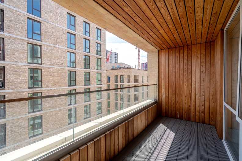 2 bedrooms apartments/flats to sale in Rathbone Street, Canning Town-image 12