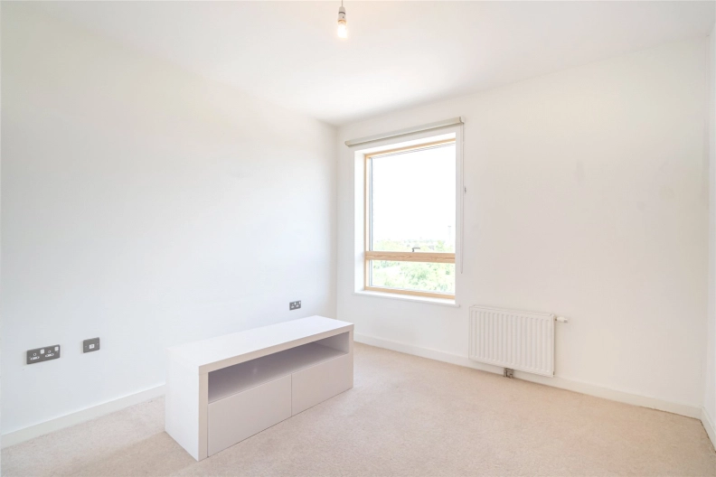 2 bedrooms apartments/flats to sale in Rathbone Street, Canning Town-image 5
