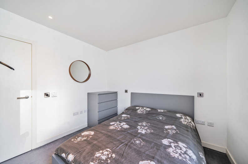 2 bedrooms apartments/flats to sale in Capitol Way, Colindale-image 8