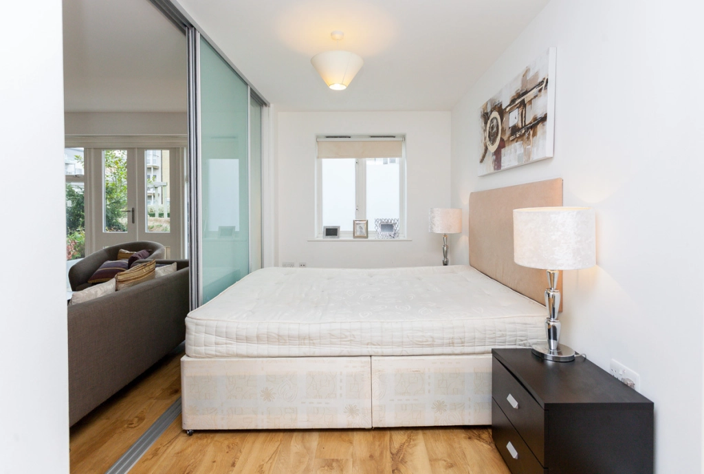 1 bedroom apartments/flats for sale in Park Lodge Avenue, West Drayton - UB7 view 10