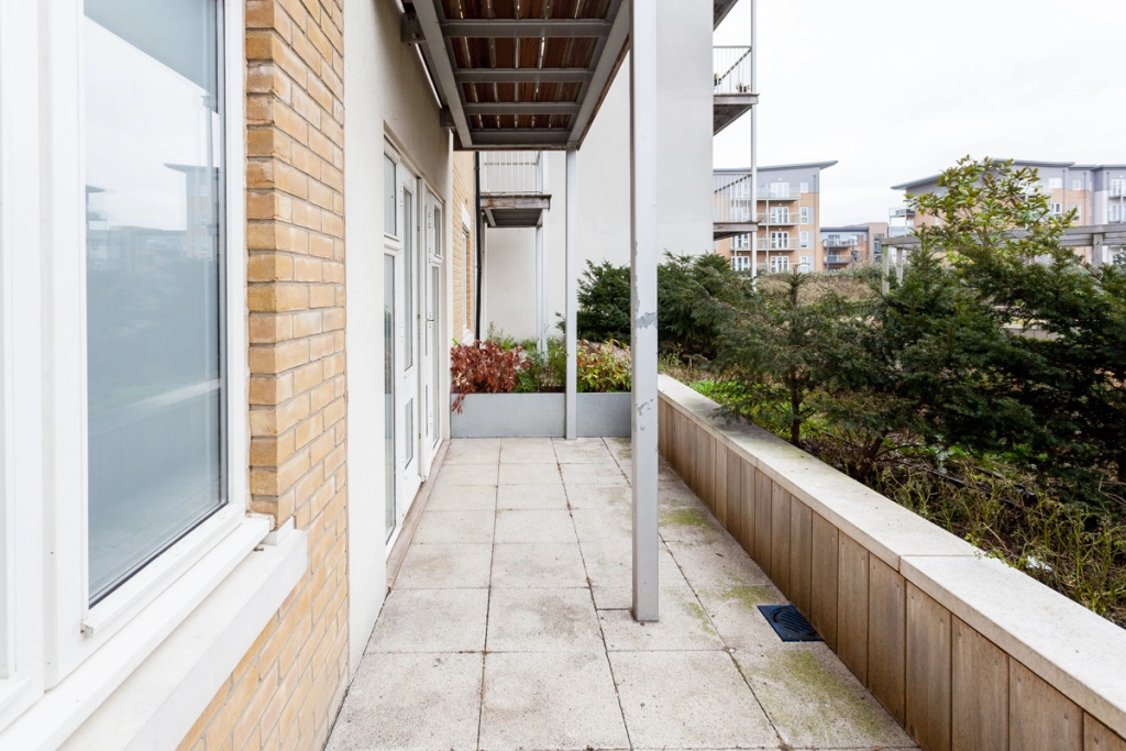 1 bedroom apartments/flats for sale in Park Lodge Avenue, West Drayton - UB7 view 3