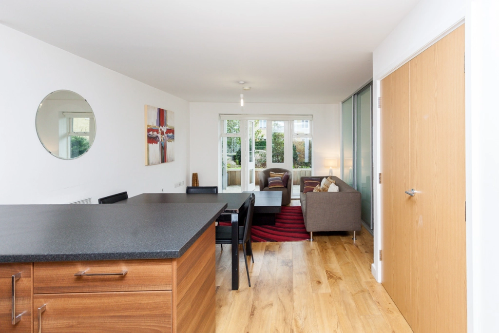 1 bedroom apartments/flats for sale in Park Lodge Avenue, West Drayton - UB7 view 9