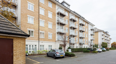 Park Lodge Avenue, West Drayton UB7 image 8
