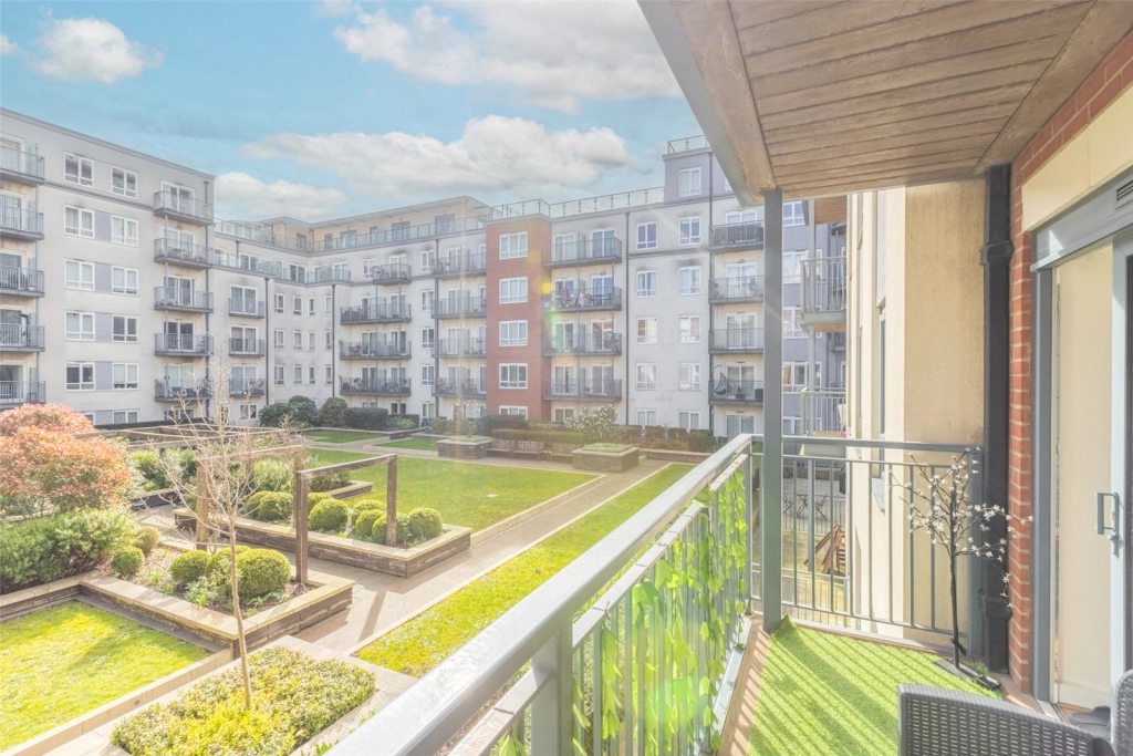 2 bedrooms apartments/flats for sale in East Drive, Beaufort Park, Colindale - NW9 view 12
