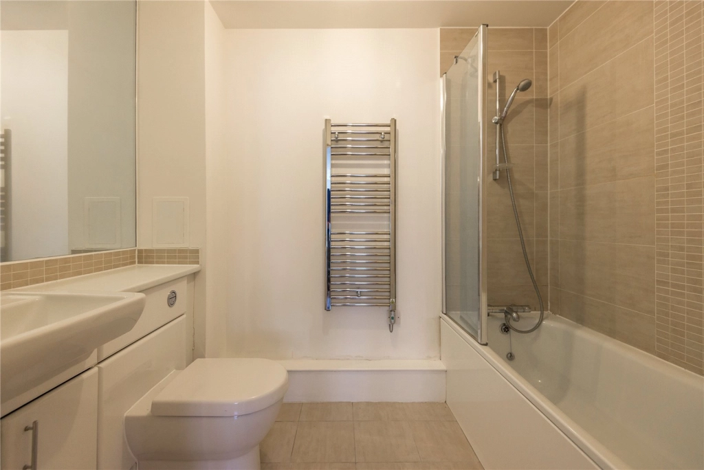 1 bedroom apartments/flats for sale in Park Lodge Avenue, West Drayton - UB7 view 7