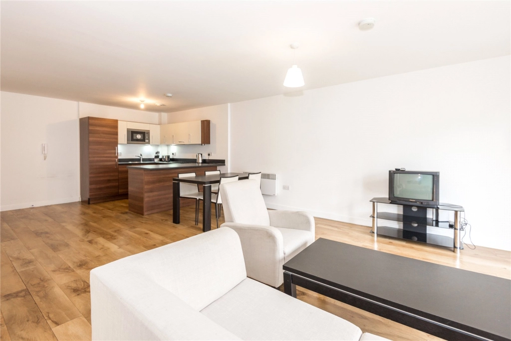 1 bedroom apartments/flats for sale in Park Lodge Avenue, West Drayton - UB7 view 6