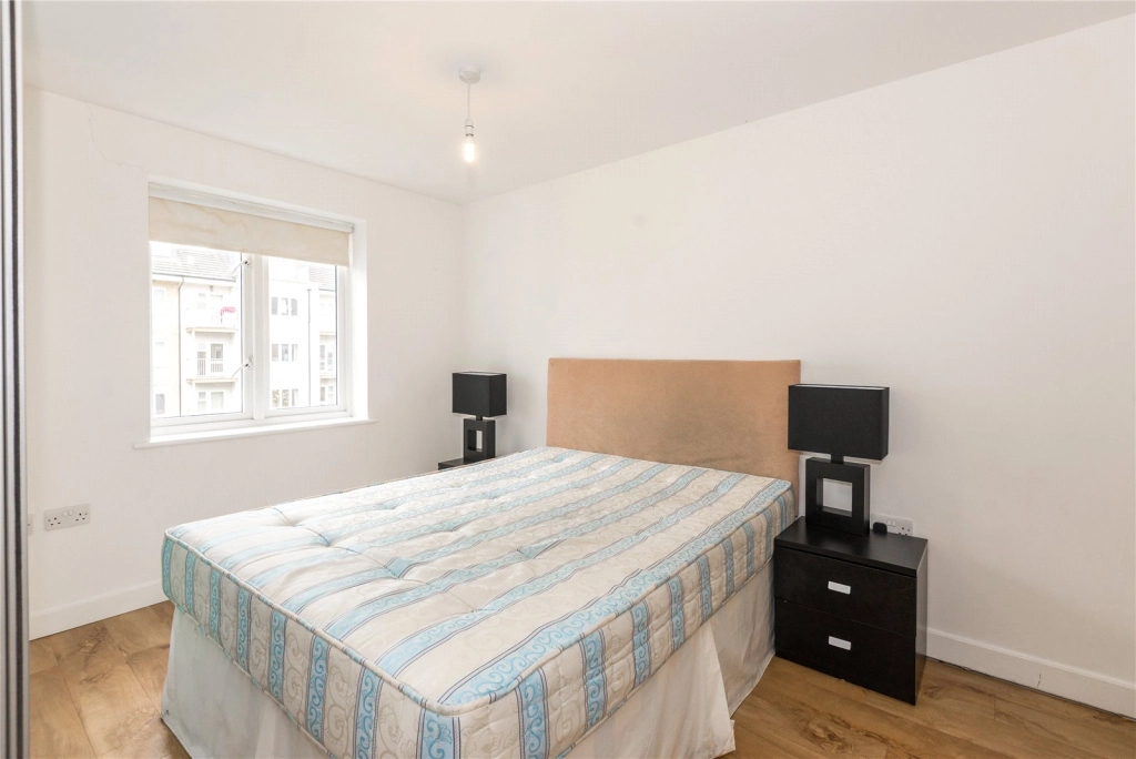 1 bedroom apartments/flats for sale in Park Lodge Avenue, West Drayton - UB7 view 4