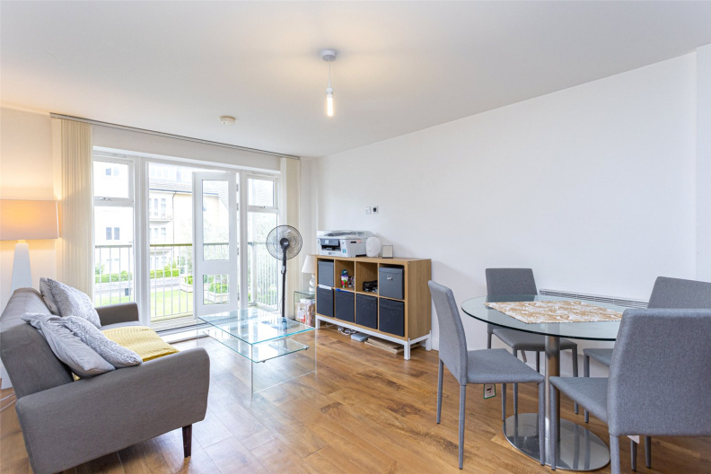 1 bedroom apartments/flats to sale in Park Lodge Avenue, West Drayton-image 9