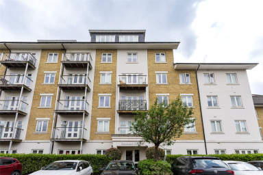 Park Lodge Avenue, West Drayton - UB7 view 5