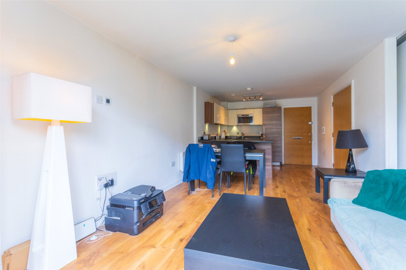 1 bedroom apartments/flats to sale in Park Lodge Avenue, West Drayton-image 7