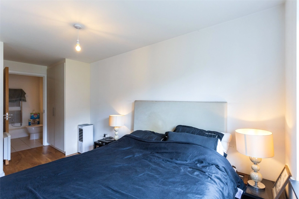 1 bedroom apartments/flats for sale in Park Lodge Avenue, West Drayton - UB7 view 7