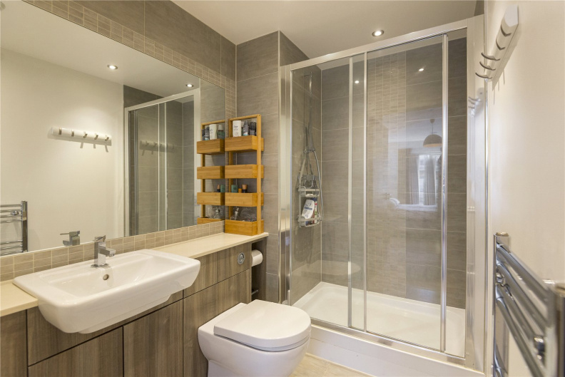 2 bedrooms apartments/flats for sale in Aerodrome Road, Colindale - NW9 view 11