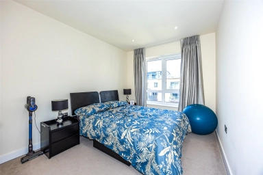 Aerodrome Road, Beaufort Park, Colindale - NW9 view 5