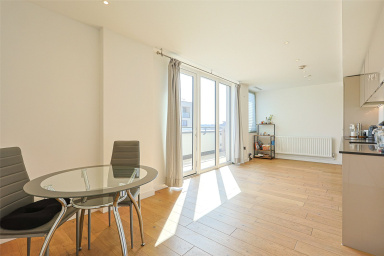Capitol Way, Colindale - NW9 view 6