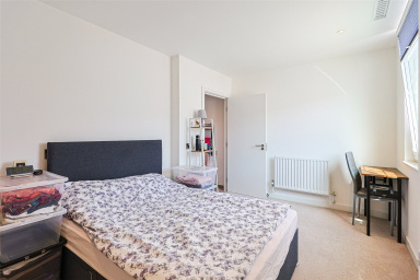 Capitol Way, Colindale - NW9 view 3