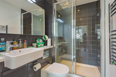 Capitol Way, Colindale - NW9 view 7