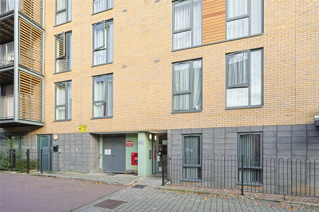 1 bedroom apartments/flats for sale in Tanner Close, Colindale - NW9 view 11