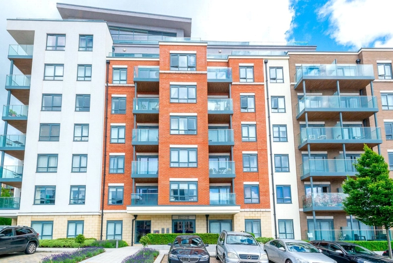 1 bedroom apartments/flats to sale in East Drive, Beaufort Park, Colindale-image 1