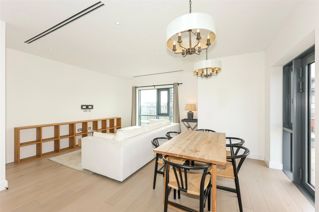 3 bedrooms apartments/flats for sale in Beaufort Square, Beaufort Park, Colindale - NW9 view 6