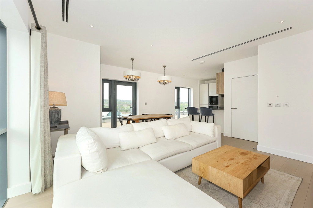 3 bedrooms apartments/flats for sale in Beaufort Square, Beaufort Park, Colindale - NW9 view 5