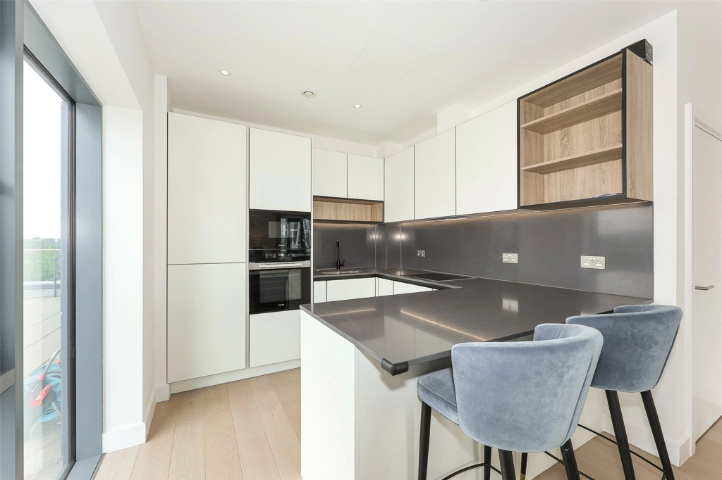 3 bedrooms apartments/flats for sale in Beaufort Square, Beaufort Park, Colindale - NW9 view 9