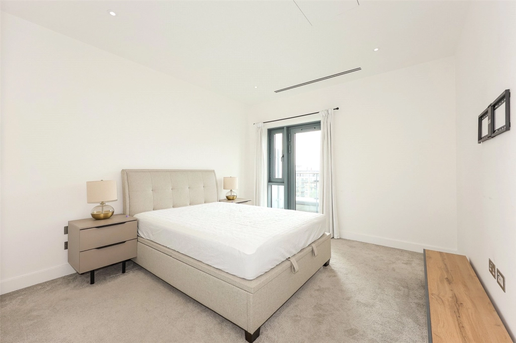 3 bedrooms apartments/flats for sale in Beaufort Square, Beaufort Park, Colindale - NW9 view 10