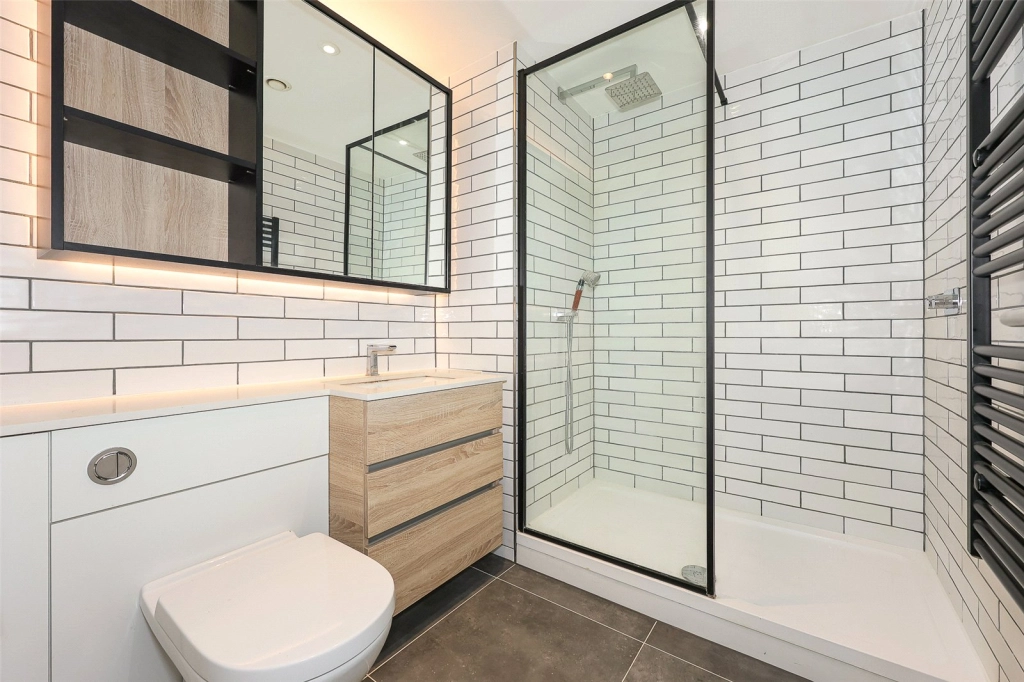 3 bedrooms apartments/flats for sale in Beaufort Square, Beaufort Park, Colindale - NW9 view 11
