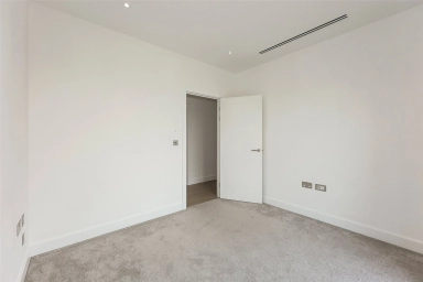 Beaufort Square, Beaufort Park, Colindale - NW9 view 15
