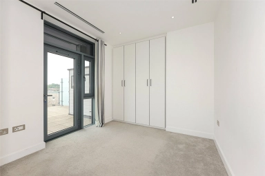 Beaufort Square, Beaufort Park, Colindale - NW9 view 12