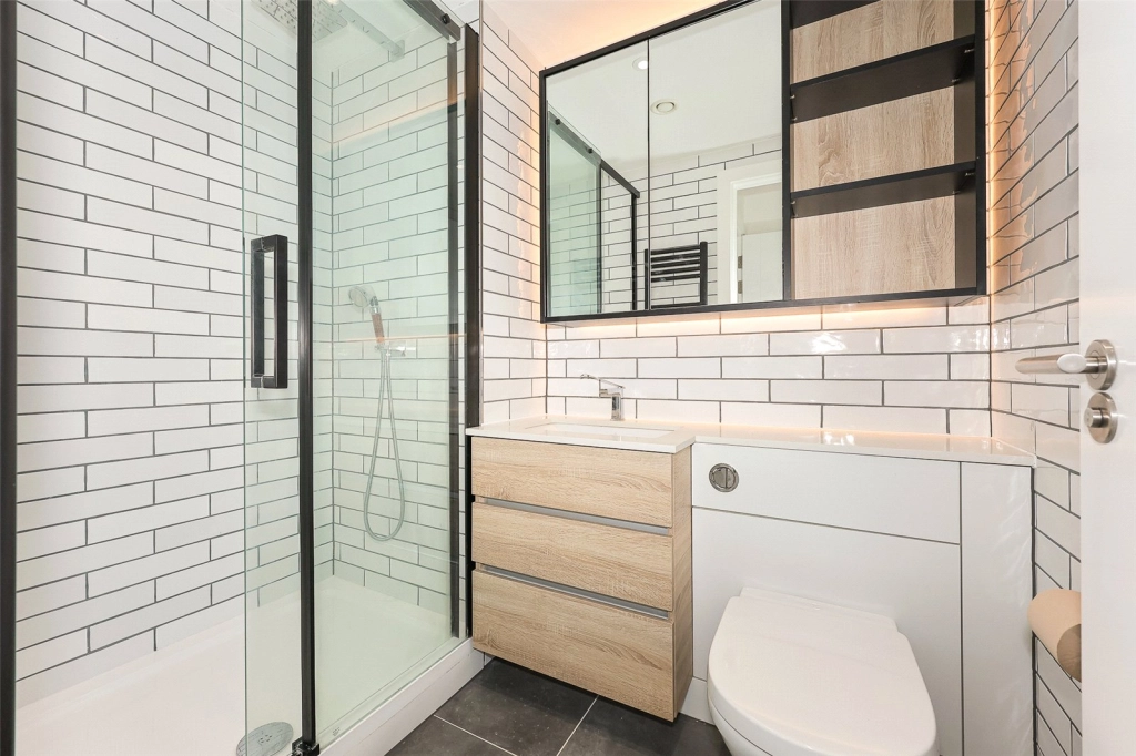 3 bedrooms apartments/flats for sale in Beaufort Square, Beaufort Park, Colindale - NW9 view 14