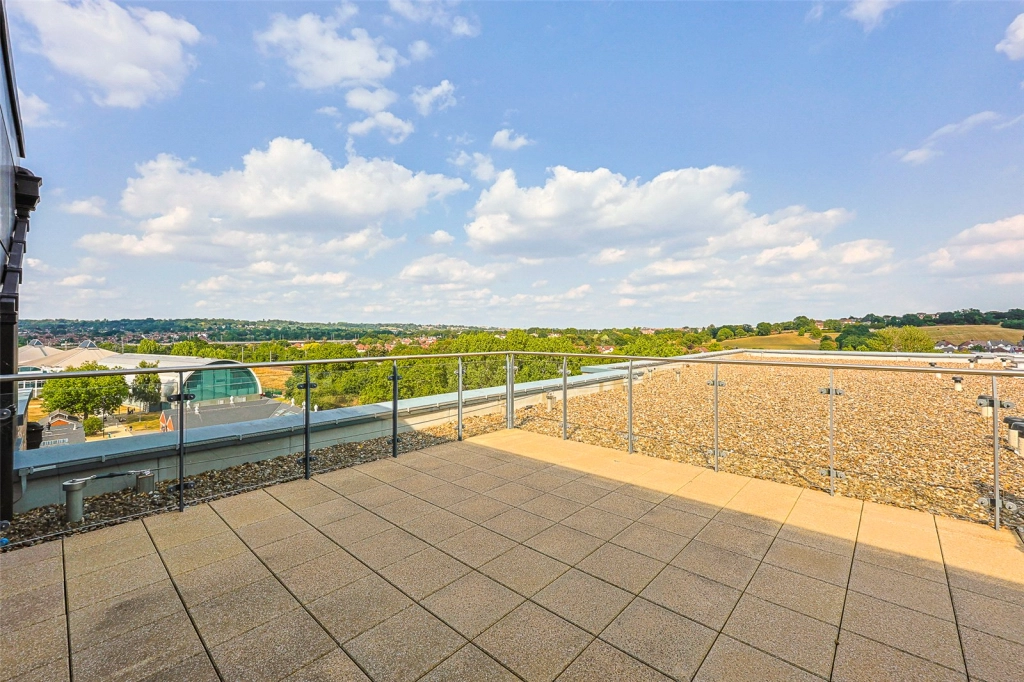 3 bedrooms apartments/flats for sale in Beaufort Square, Beaufort Park, Colindale - NW9 view 19