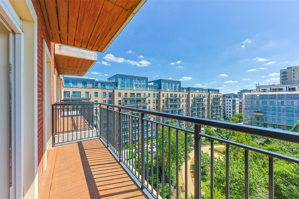 2 bedrooms apartments/flats for sale in Beaufort Square, Beaufort Park, Colindale - NW9 view 12