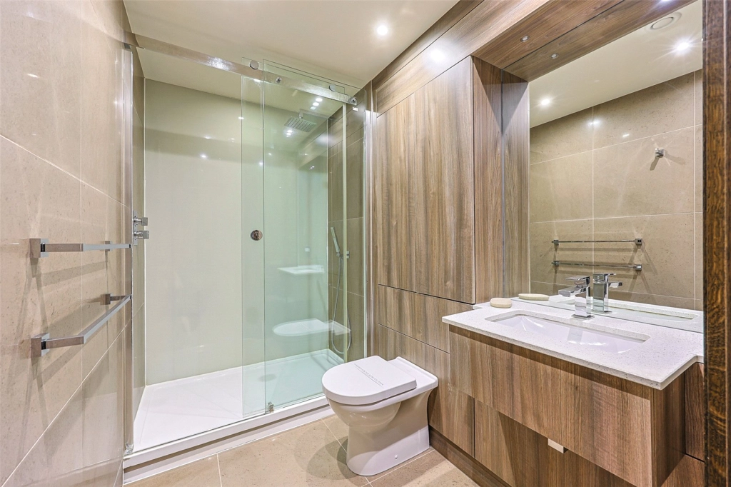 2 bedrooms apartments/flats for sale in Beaufort Square, Beaufort Park, Colindale - NW9 view 17