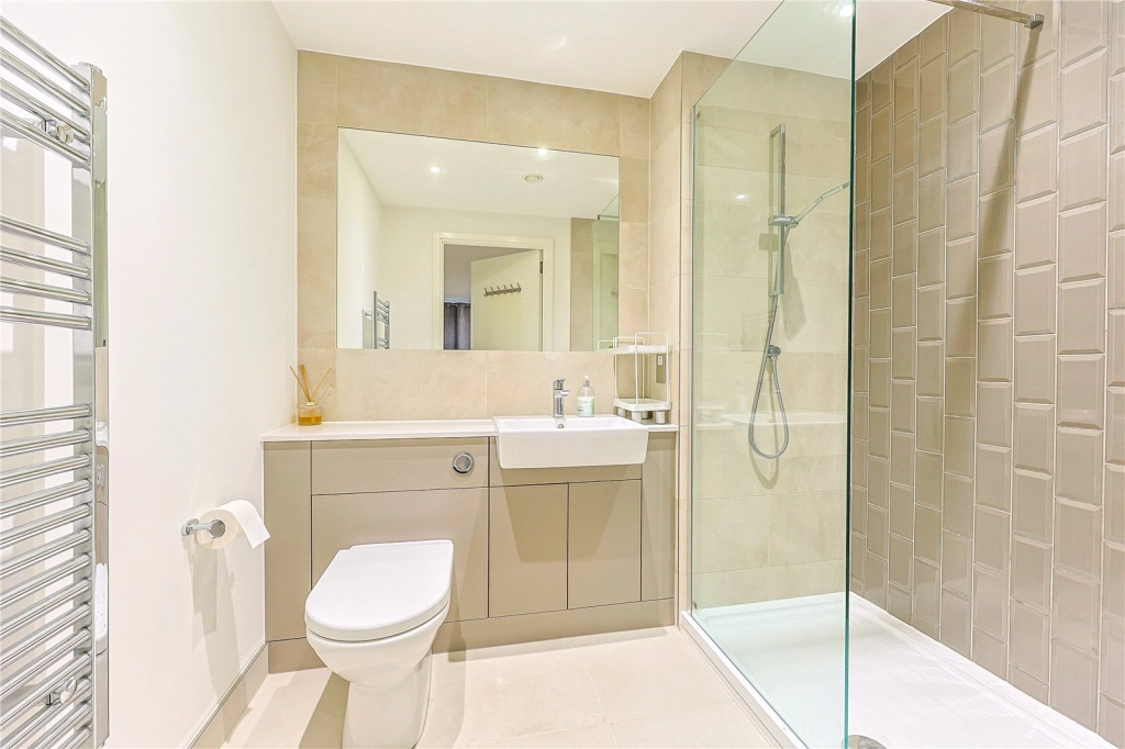 2 bedrooms apartments/flats for sale in Caversham Road, Beaufort Park, Colindale - NW9 view 10